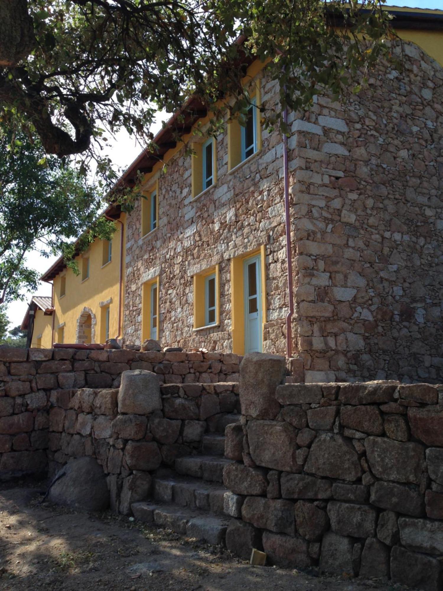 Agriturismo Is Conchisceddas Gonnosfanadiga Екстер'єр фото