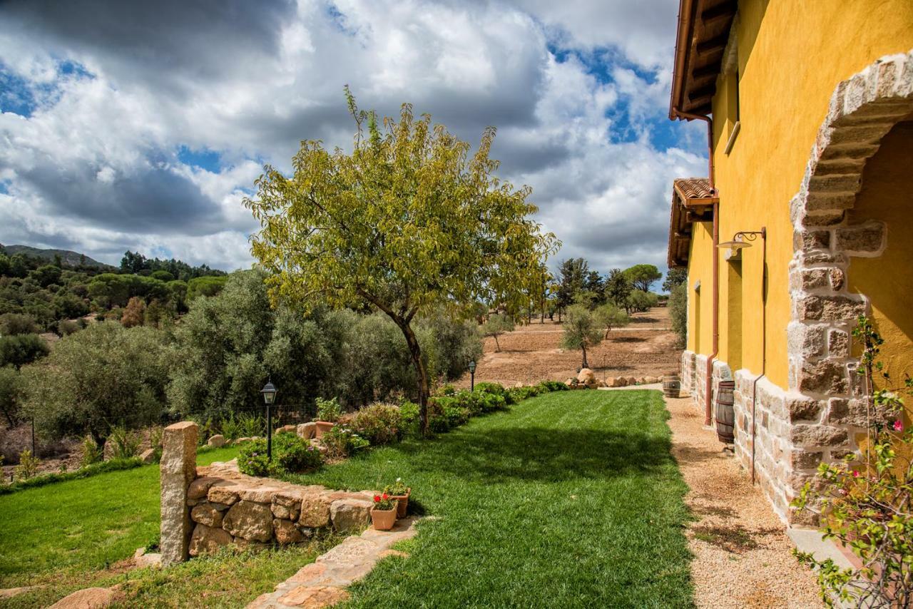 Agriturismo Is Conchisceddas Gonnosfanadiga Екстер'єр фото