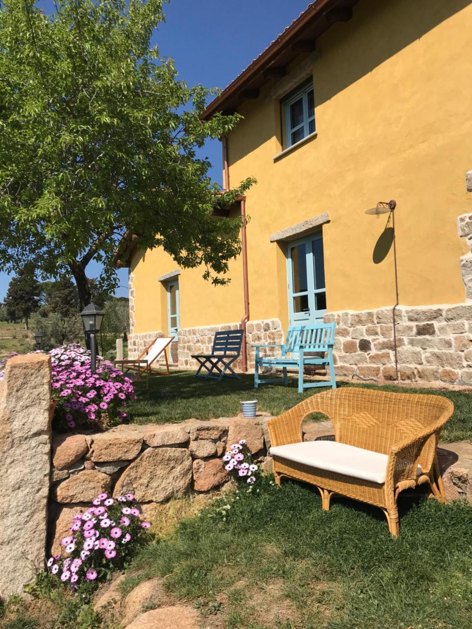 Agriturismo Is Conchisceddas Gonnosfanadiga Екстер'єр фото